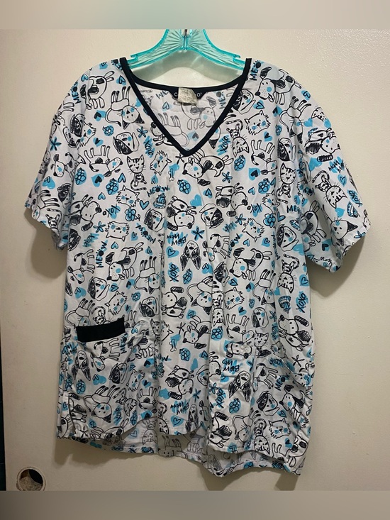 Cassandra O Tops - Cassandra O Womens L Large 44” Scrub Top Cats & Dogs White Blue Black Print Vet